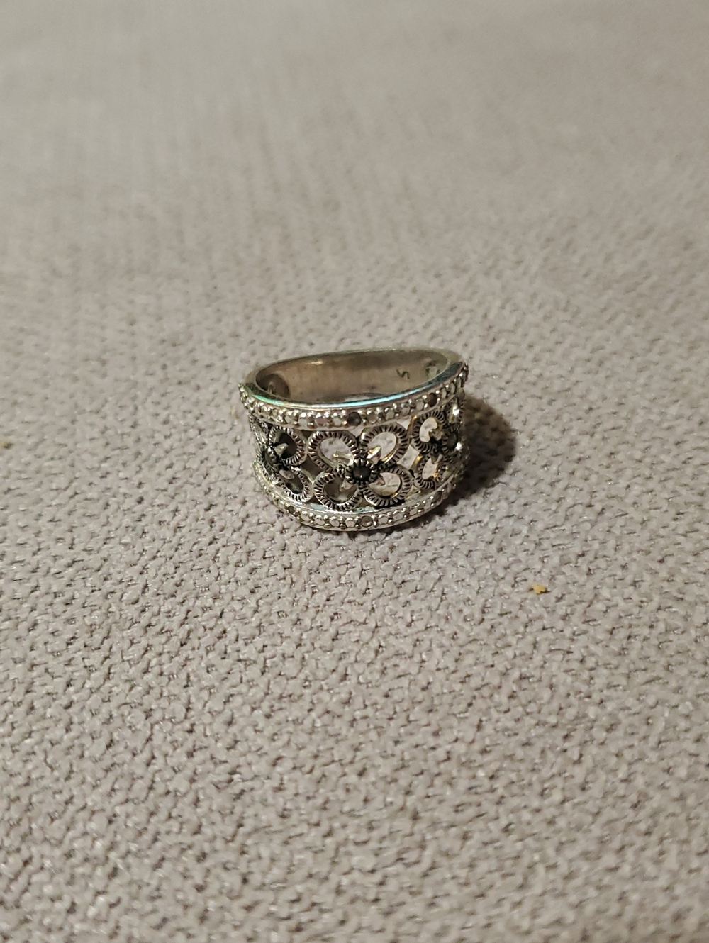 Intricate Silver Floral Filigree Wide Band Ring